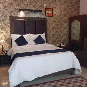 Double Room Mountain View